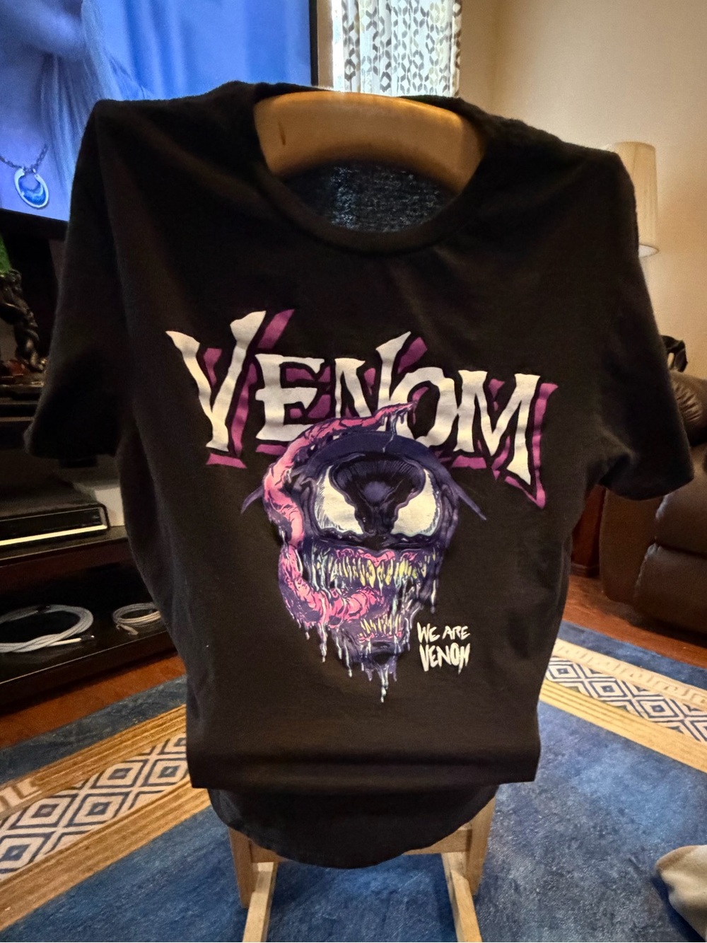 Marvel Venom Black Graphic T-Shirt Pink Purple Comic Tee S